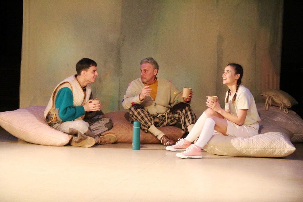 Вафельное сердце: о чем новый спектакль в ТЮЗе Темиртау