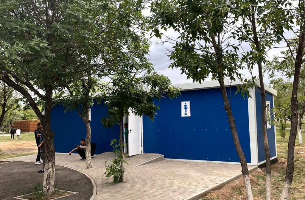 В одном из парков Караганды появится еще один стационарный туалет