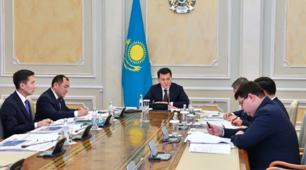 Казахстанцы смогут по грантам пройти обучение за границей в сферах ИИ и атомной энергетики