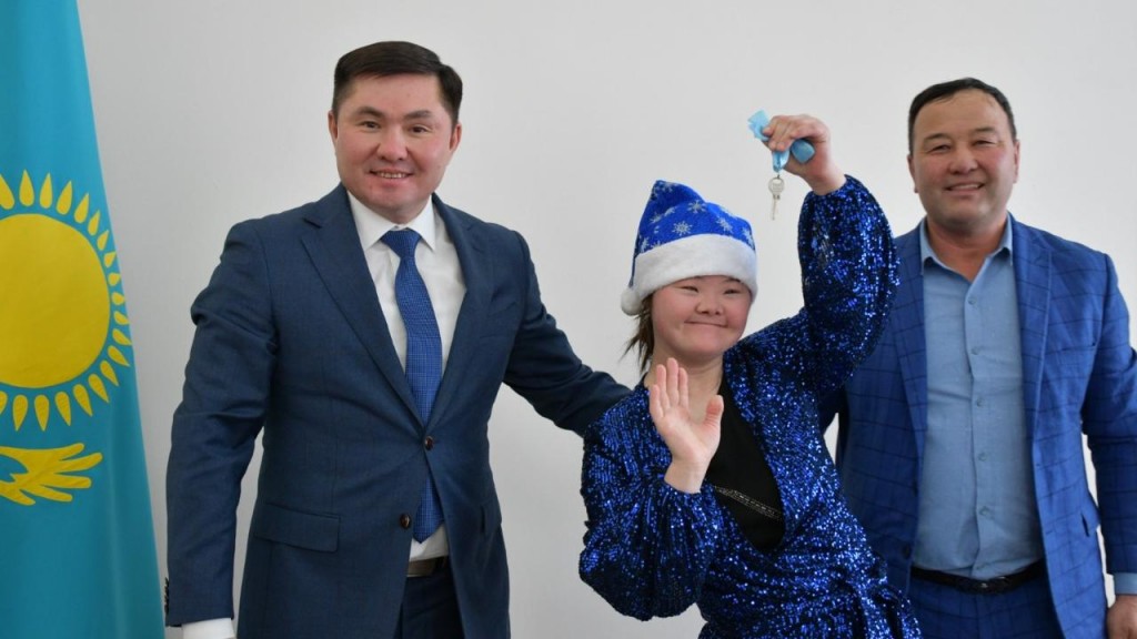 18 очередников получили ключи от новых квартир в Осакаровке