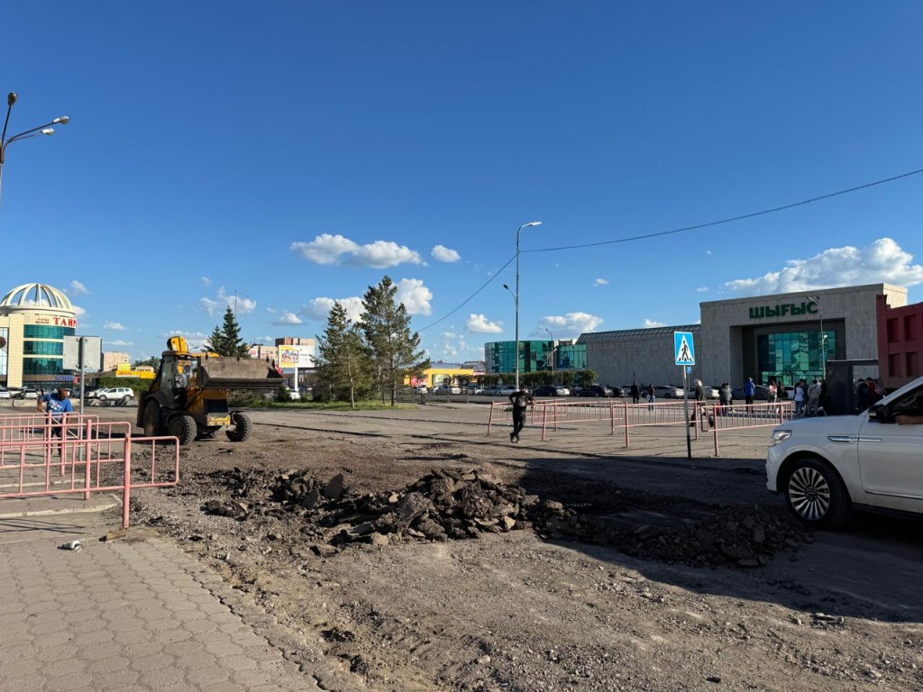 «Бизнес слышит»: аким Караганды рассказал о том, как предприниматели улучшают внешний облик города