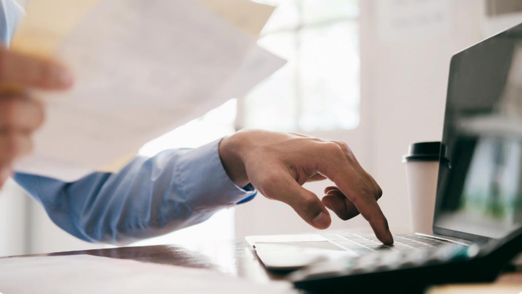 Қазақстанда шот-фактураларды жазып беру кезінде биометрияны талап ете бастады: Бұл не берді