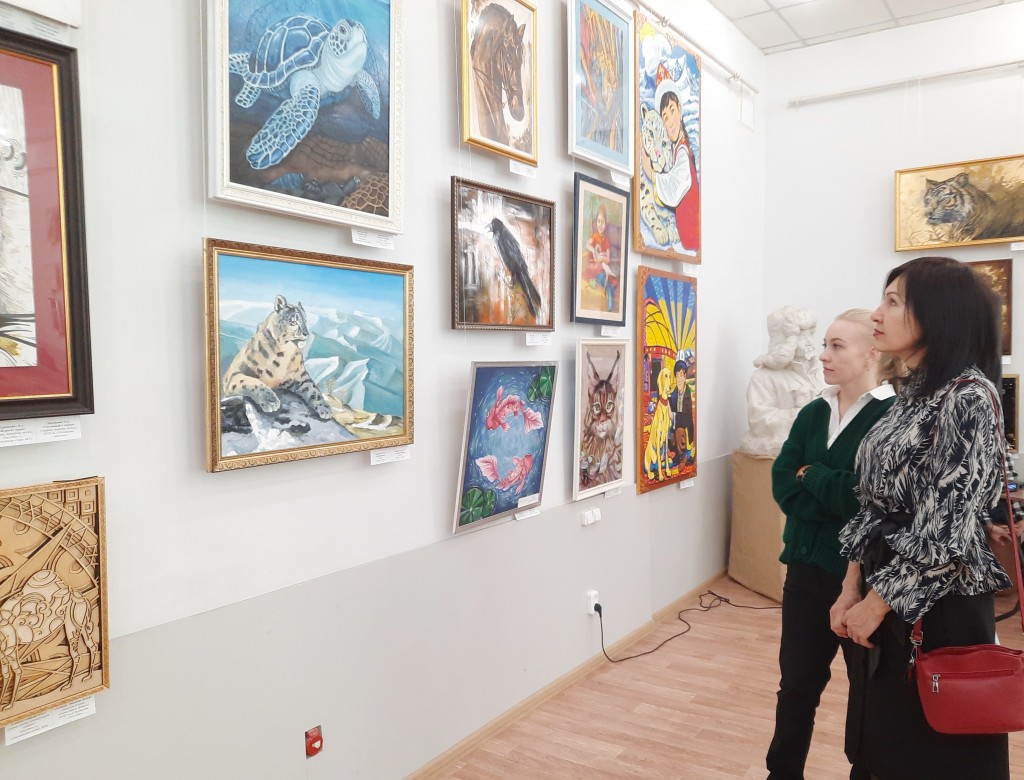 Животные, фантазия и смысл: новая выставка открылась в музее Караганды