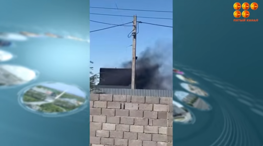В микрорайоне Кунгей жители заявляют, что рядом с их домами развернулось настоящее угольное предприятие