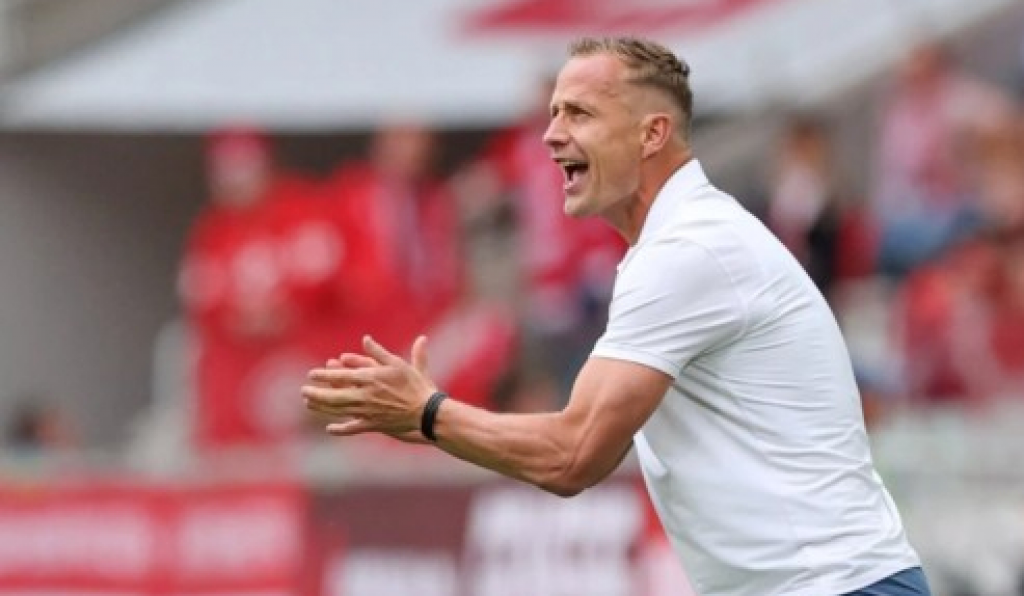 Появились неожиданные новости про иностранного наставника «Шахтера»