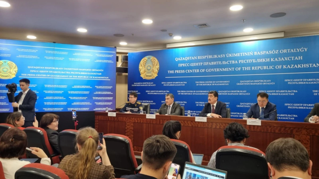 Вода пришла откуда её не ждали – в МЧС объяснили причины подтоплений в пяти регионах