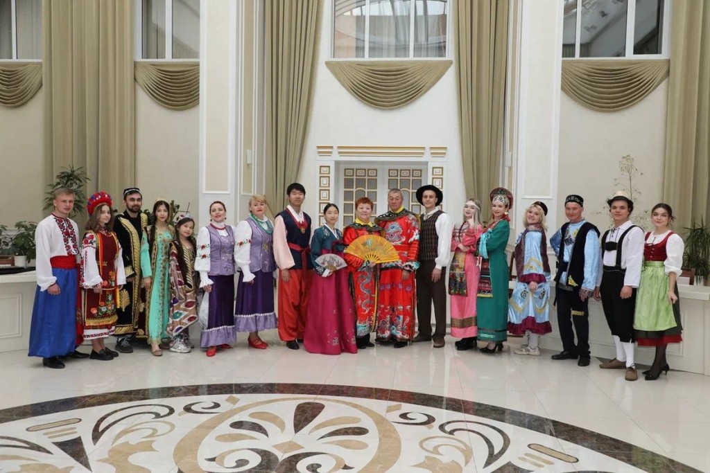 С Днём единства народа Казахстана!