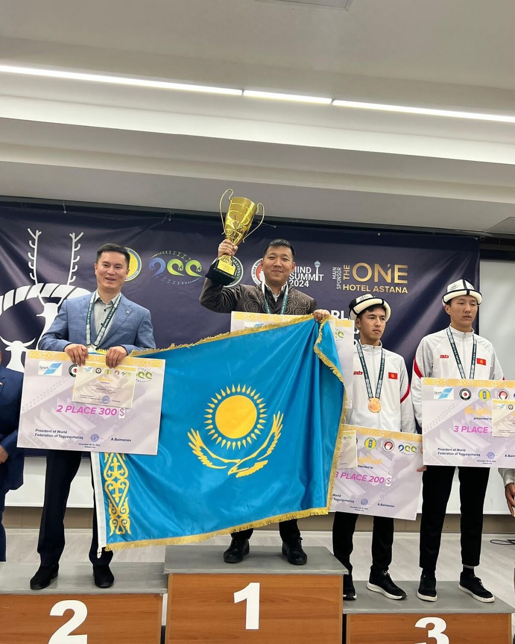Золото и две бронзы завоевали карагандинцы на чемпионате мира по тогызкумалаку