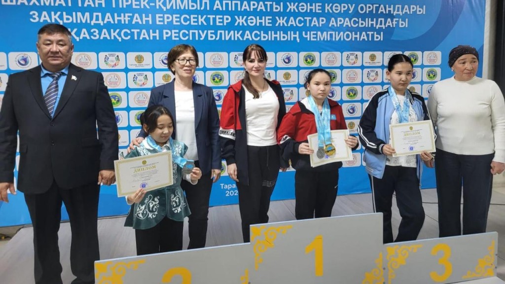 Карагандинская школьница стала чемпионкой Казахстана по шахматам