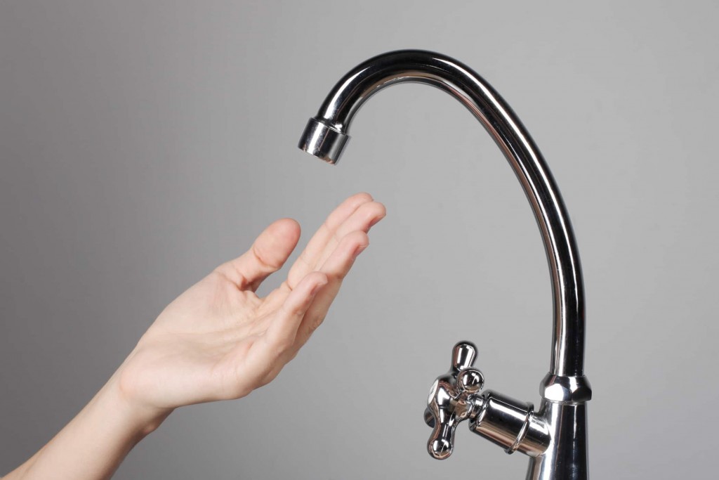 На некоторых улицах поселка Осакаровка снова нет воды