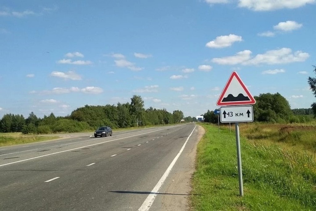 «Ездить здесь – опасно!» Карагандинцы жалуются на дорогу в районе дачного сообщества