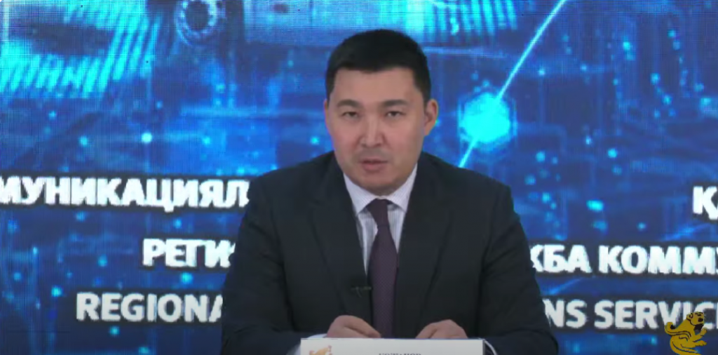 300 водителей общественного транспорта не хватает в Караганде