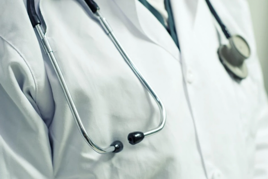 В Казахстане приравняют нападения на медиков к нападениям на полицейских