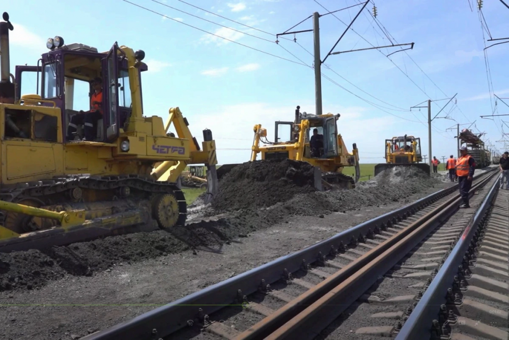 В Казахстане увеличен объём капитального ремонта железных дорог