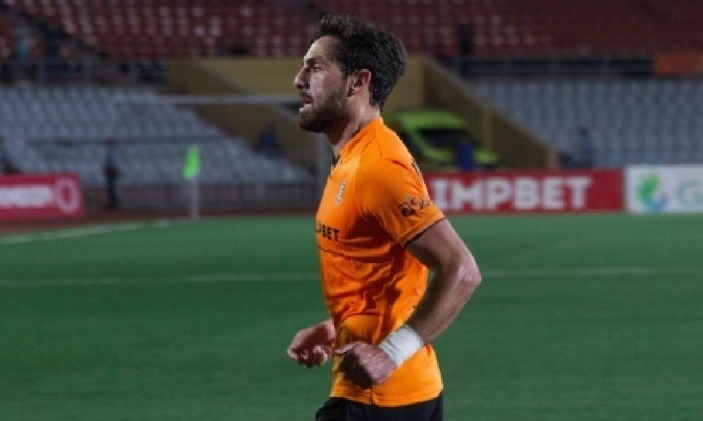 «Шахтер» объявил о новом контракте с лидером обороны