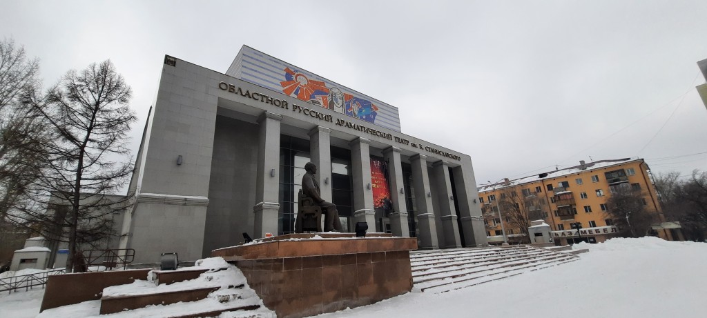 Актеры карагандинского театра имени Станиславского прочтут стихи современных авторов