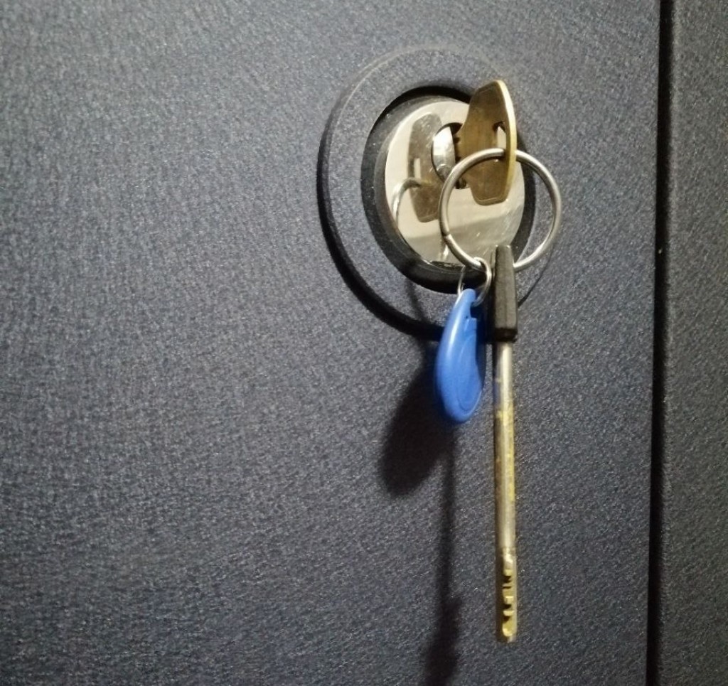 Прописка в Казахстане: какие документы нужны и должен ли хозяин квартиры присутствовать