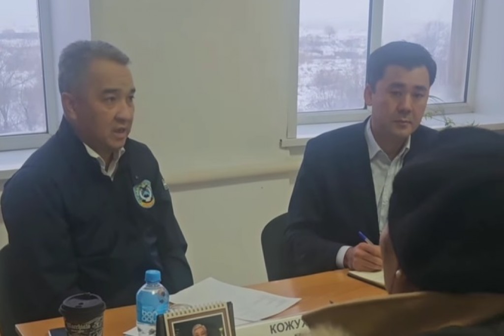 Аким Караганды встретился с жителями посёлка Курьяновка