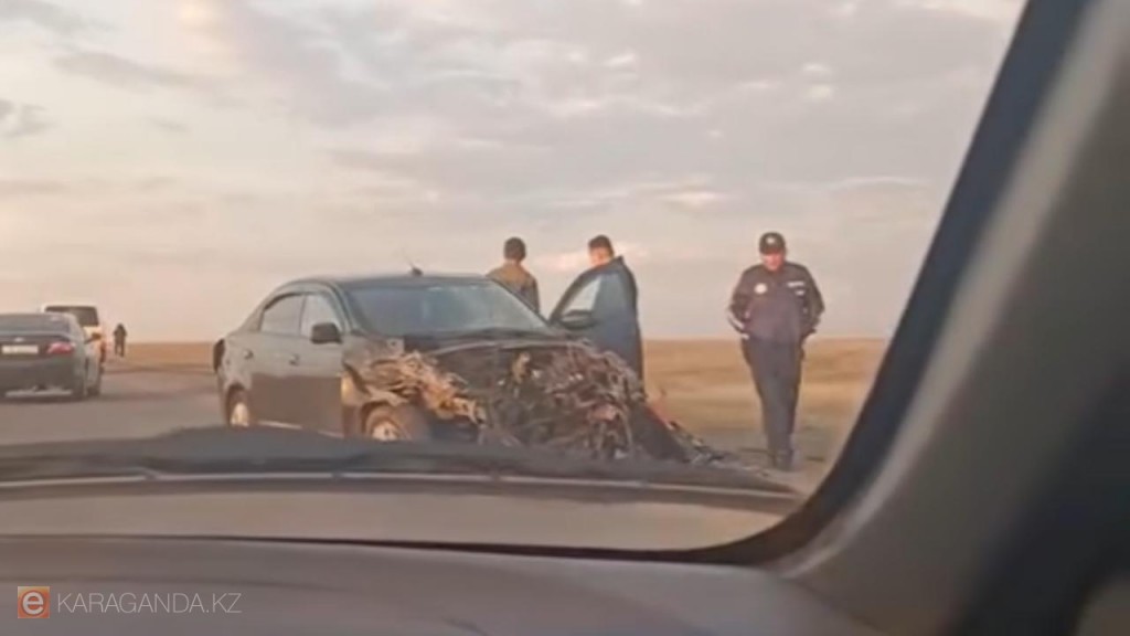 Из-за плохого состояния дороги между Абаем и посёлком Дубовка произошло ДТП