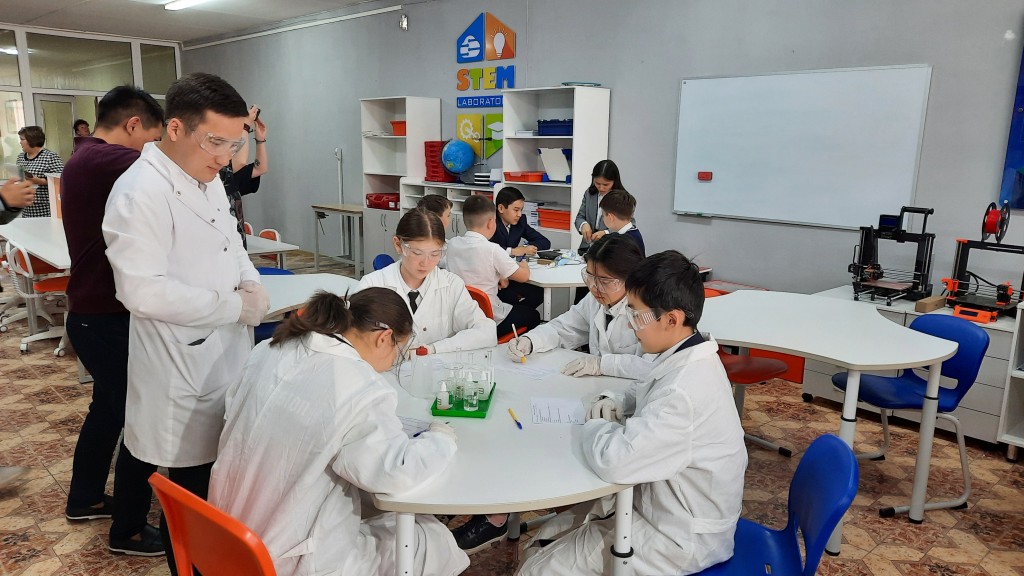 Около 150 тысяч детей Карагандинской области отдохнут в летних лагерях