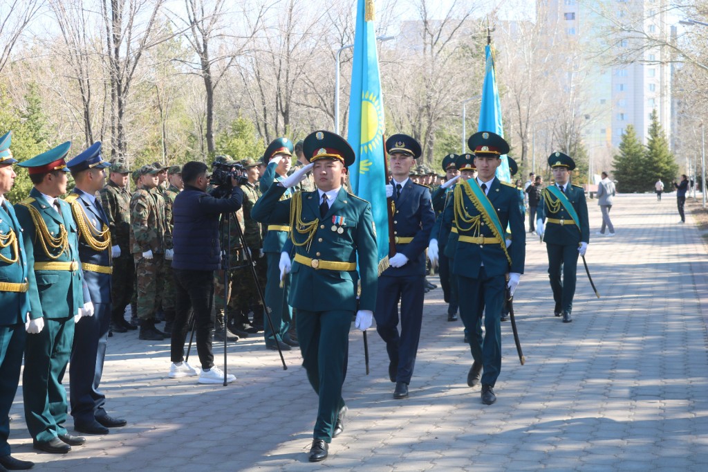 На карагандинской Аллее спасателей состоялись праздничные мероприятия
