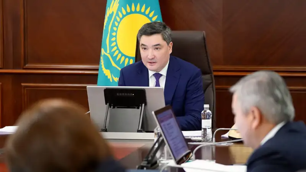 Бектенов о цифровых услугах: Их надо максимально упростить