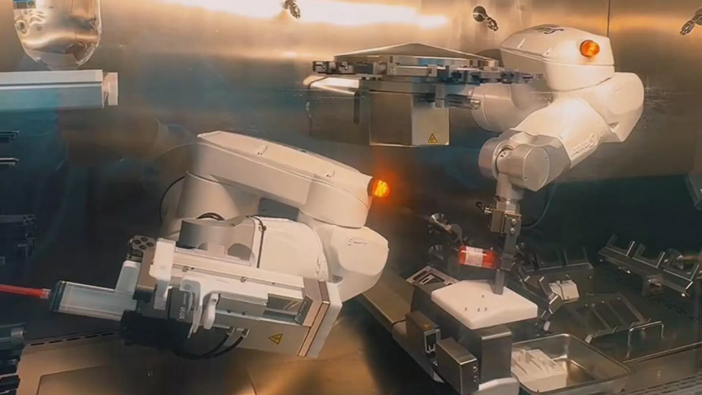 Впервые в Казахстане робот будет готовить препараты для химиотерапии