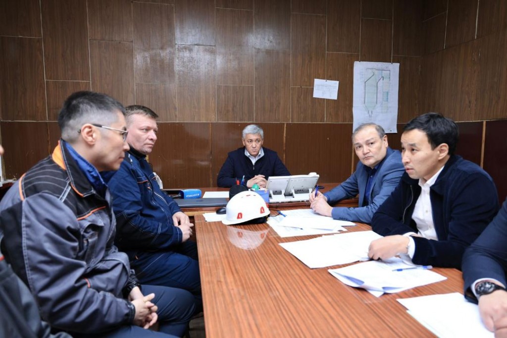 Ермаганбет Булекпаев проверил подготовку к новому отопительному сезону КарГРЭС-1