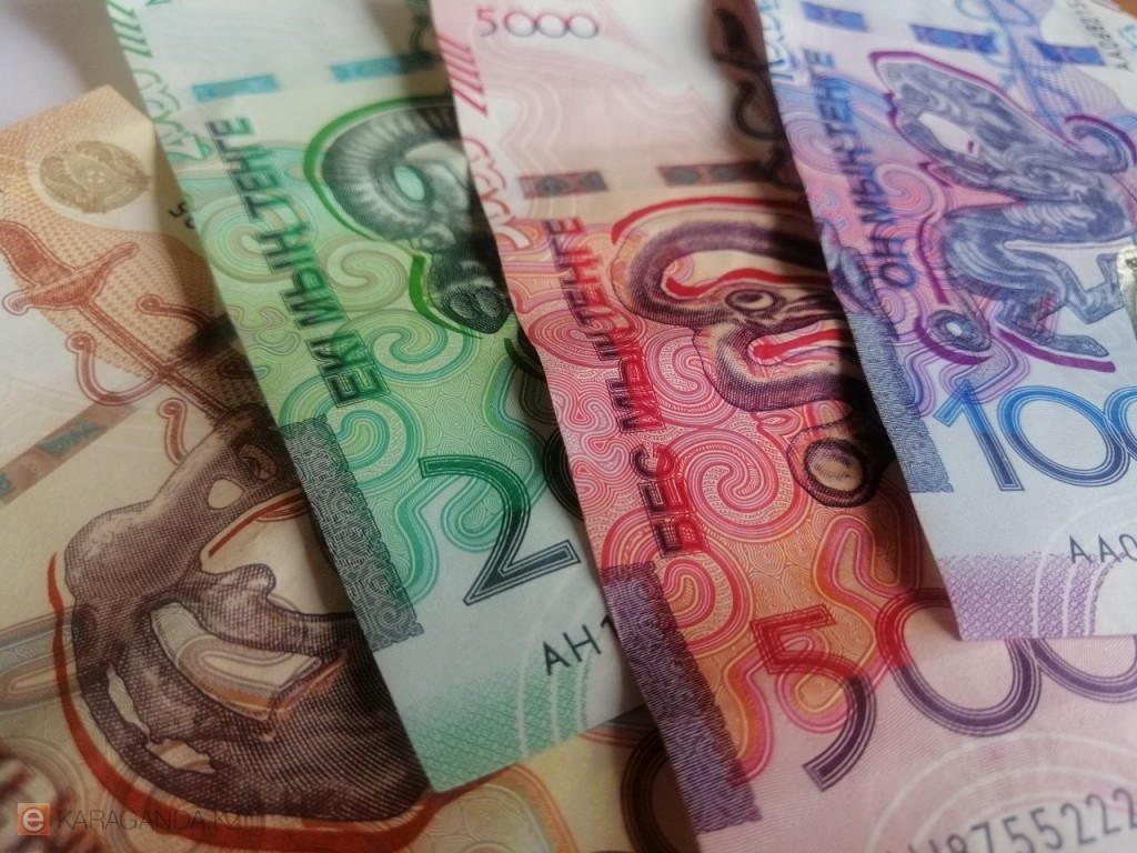 Обогнал ли Казахстан соседей по зарплатам