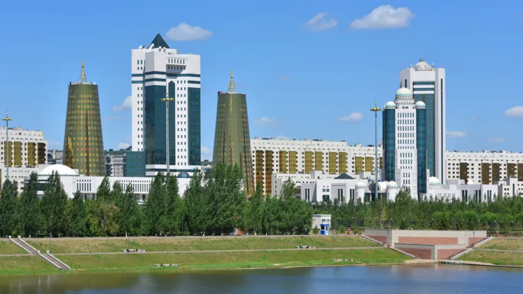 Токаев предложил реформировать Парламент в однопалатный