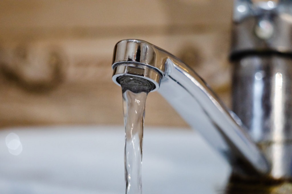 Водопроводная авария произошла в Караганде