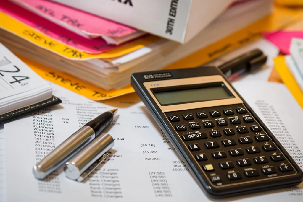 Қазақстандықтарға оқу, медицина және ипотека үшін салық шегерімдеріне құқық туралы еске салынды