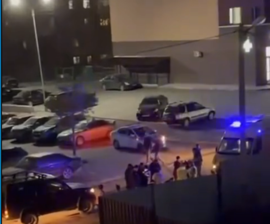 В Караганде водитель сбил ребенка, который выбежал на дорогу