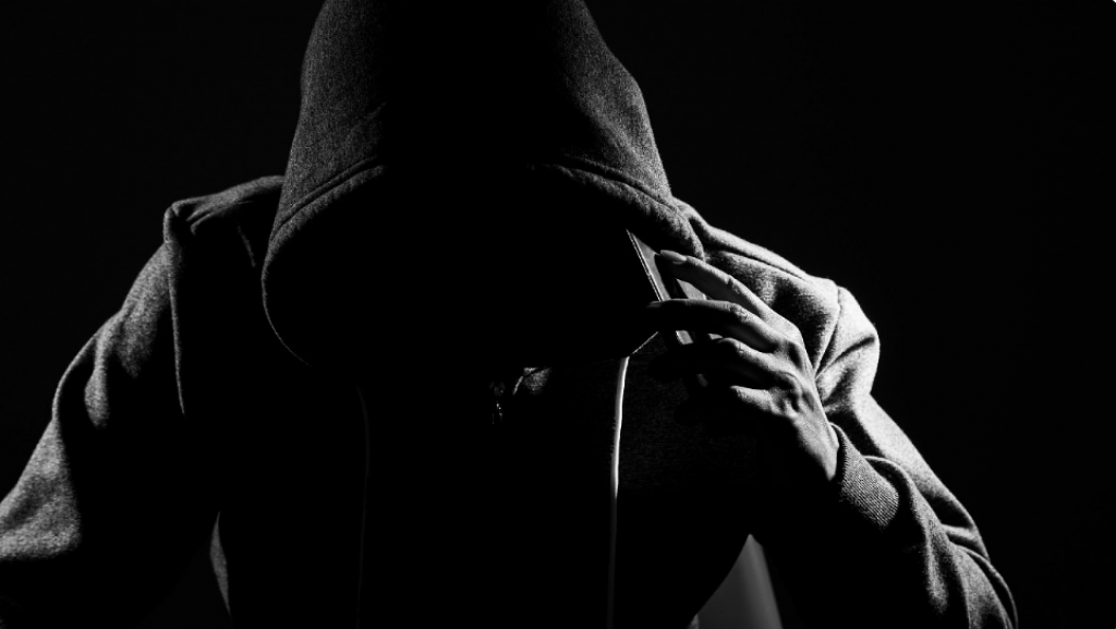 Мошенники звонят казахстанцам под видом сотрудников поликлиник