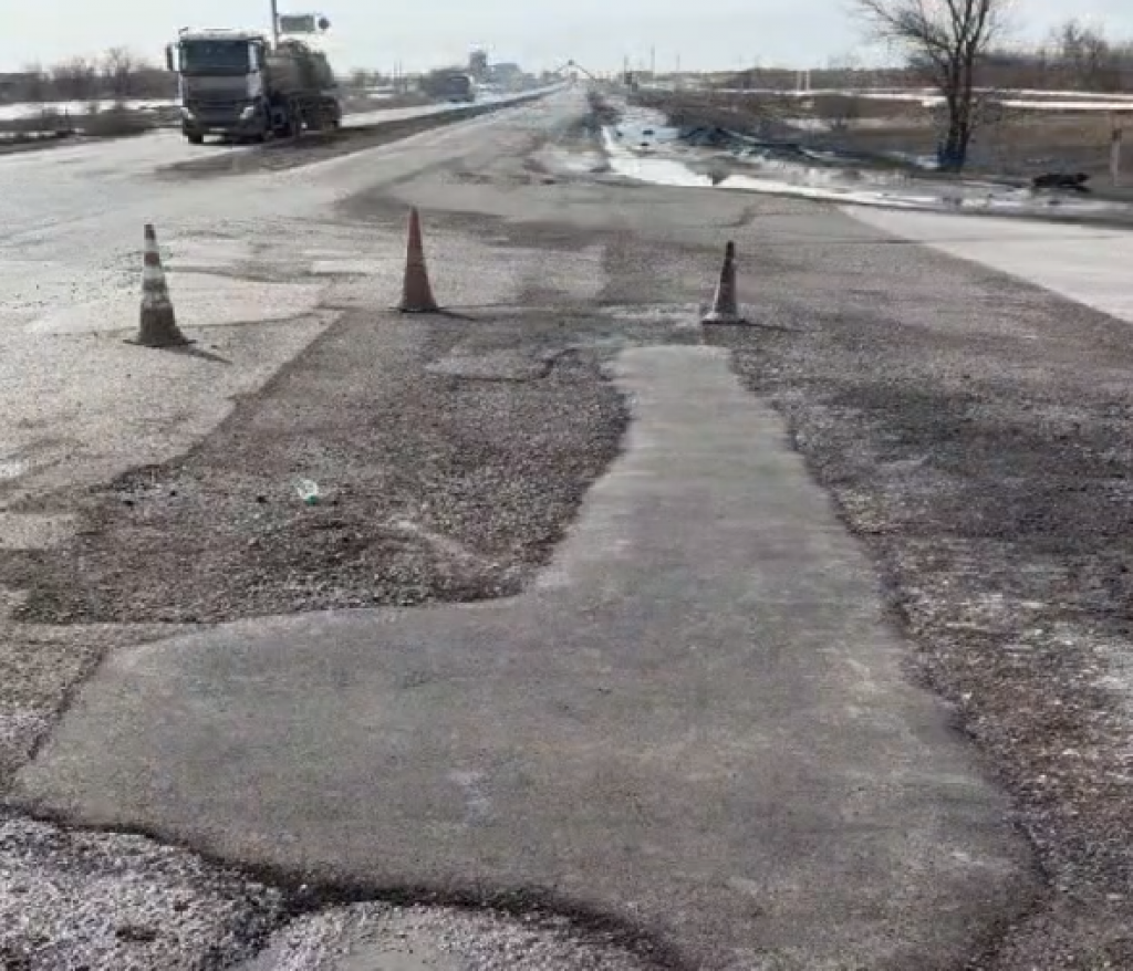 «Сезон критики открыт»: аким Караганды высказался о состоянии городских дорог и ремонте