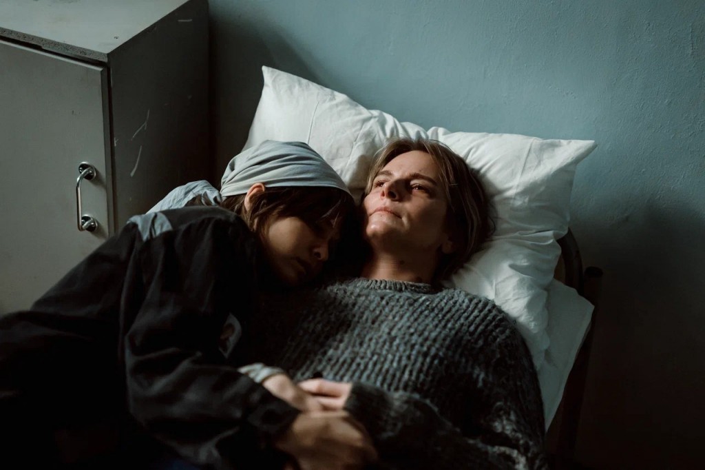 От тюремной драмы до триллера о мести: четвертый эпизод сериала «Холод» изменит все