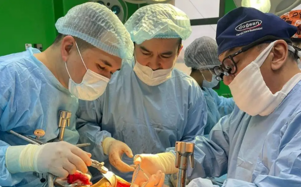 Кто в Казахстане имеет право на бесплатные операции