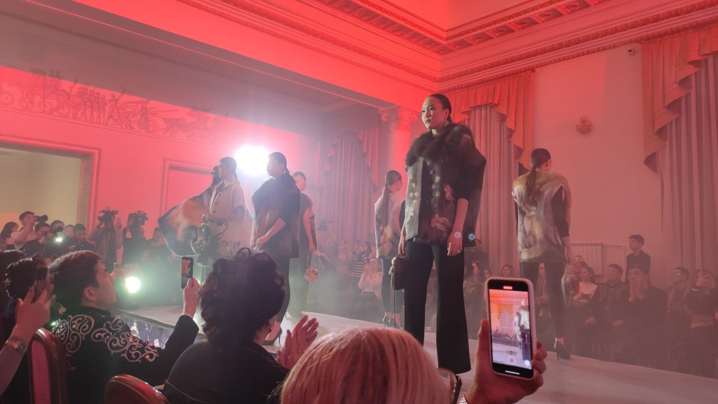 Мода, вдохновленная традициями: фестиваль NAURYZ-FASHION прошел в Караганде