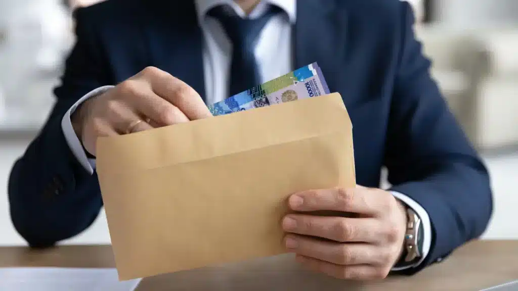 В этом году коррупционеры возвратили в казну почти 195 млрд тенге