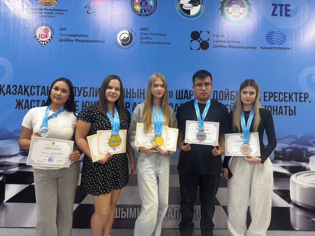 Шашисты из Абая завоевали 11 медалей на чемпионатах Казахстана и мира