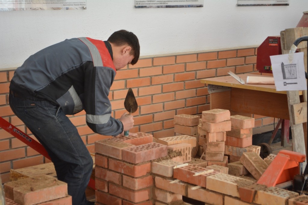 В Казахстане начали разрабатывать руководство по профориентации школьников