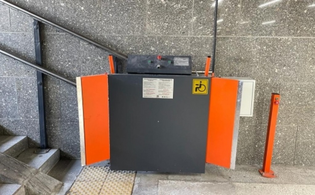 В карагандинских подземках снова не работают электроподъемники