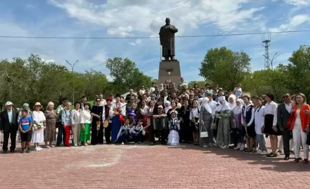 Мероприятия ко Дню рождения Абая провели в Караганде