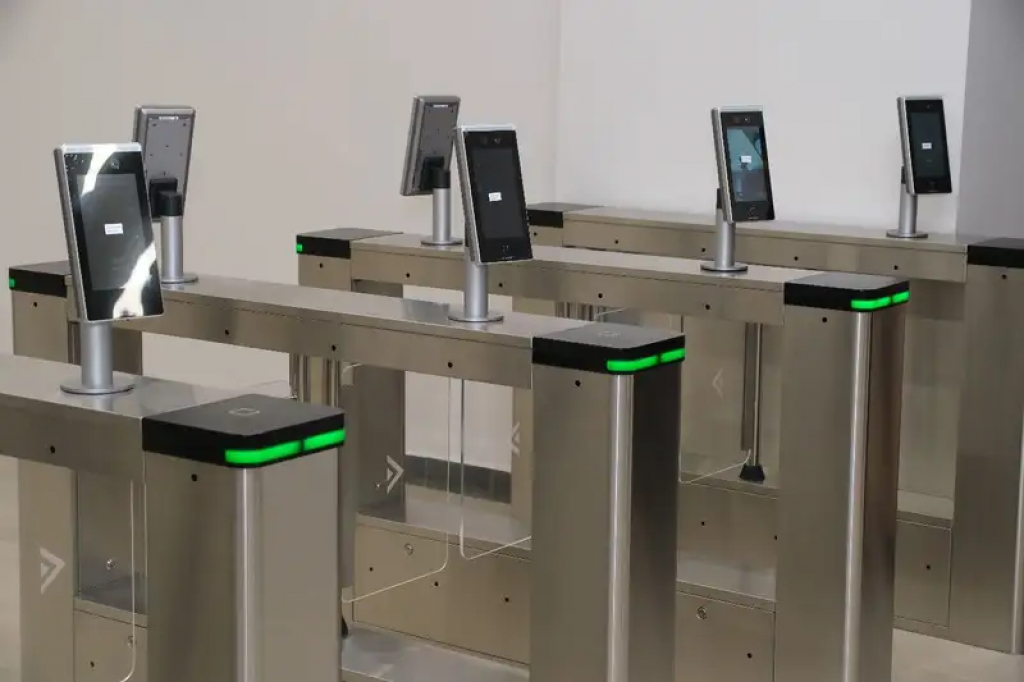 В детсадах Казахстана выявлены нарушения при внедрении Face ID