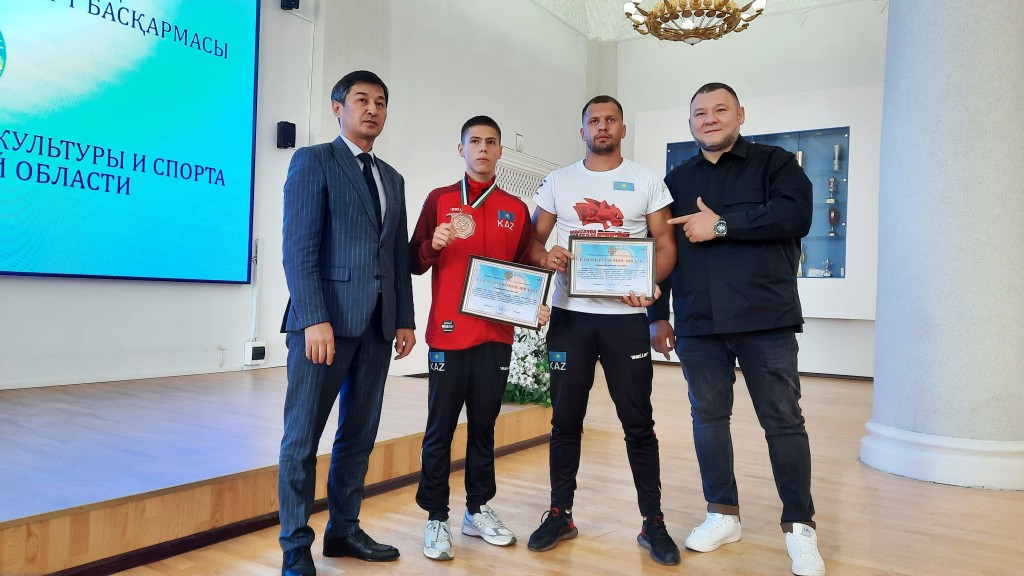 Карагандинский боец стал бронзовым призером чемпионата мира среди юношей по MMA