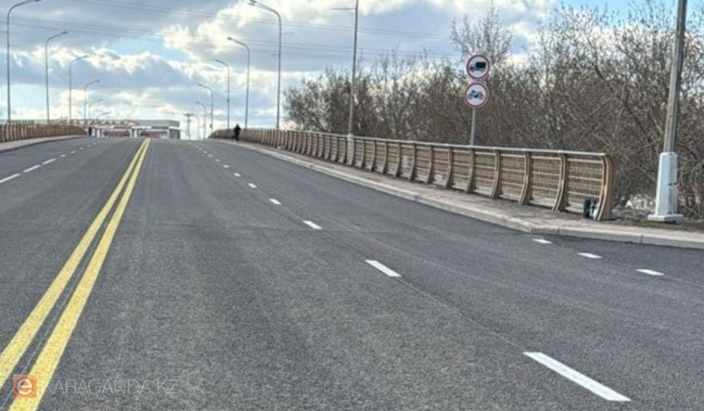 Дикті екіге кесу - қатыгездік, бейнені қараңыз Ерлердің эротикалық суреттері