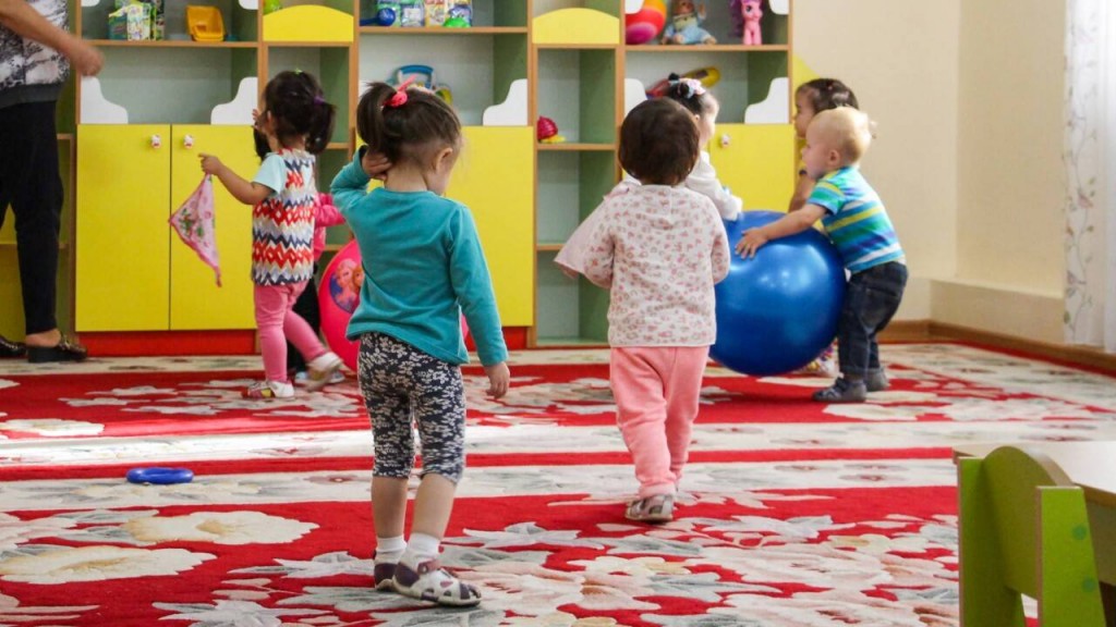 В Карагандинской области изменится система выдачи направлений в детские сады