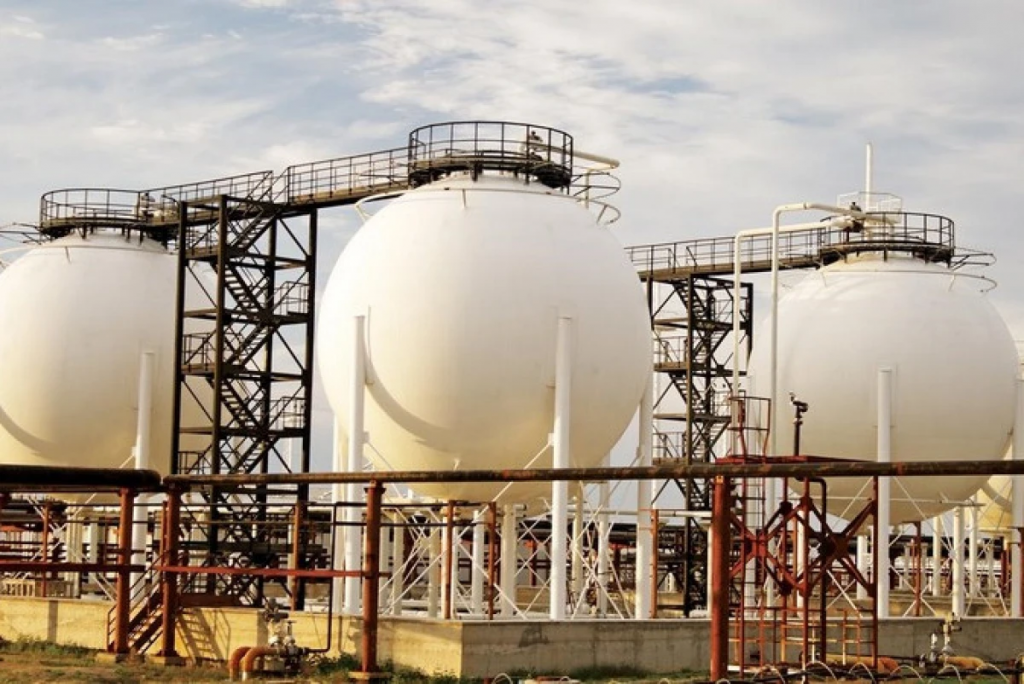 Казахстан продлил запрет на вывоз сжиженного газа