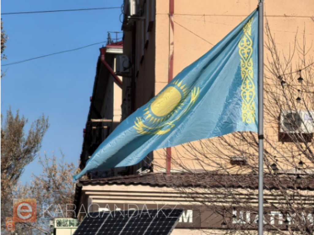 Можно ли размещать изображения госсимволов на одежде в Казахстане