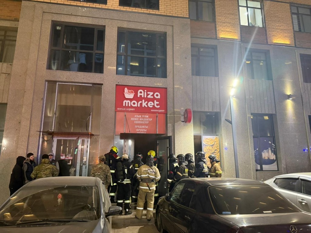 Түнгі өрт Қарағанды шағын базарында болды